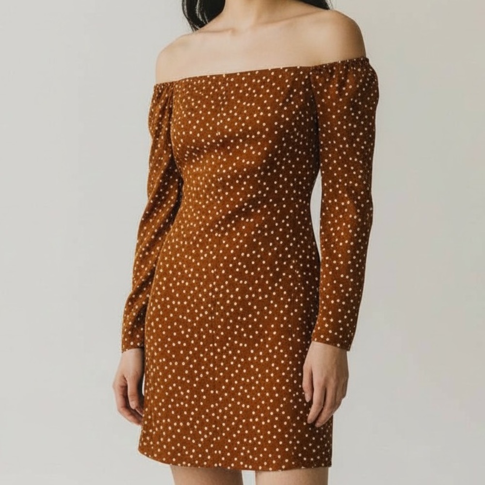 PRETTY LITTLE THING Long Sleeve Off Shoulder Polka Dot Bodycon Dress size 6